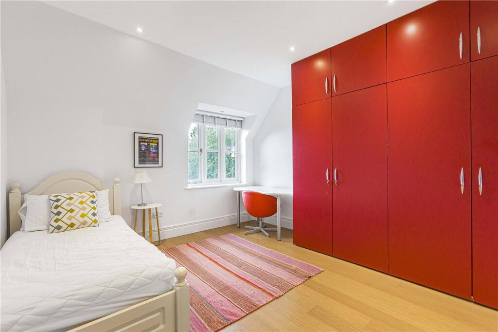 Additional image 16 of Pottersheath Road, Welwyn, Hertfordshire, AL6