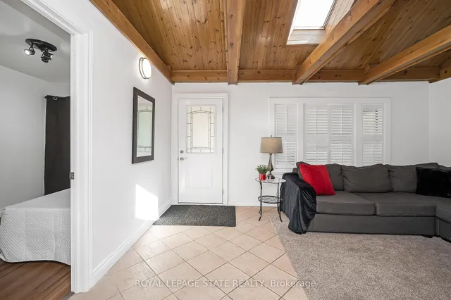 Additional image 4 of 100 Munn St