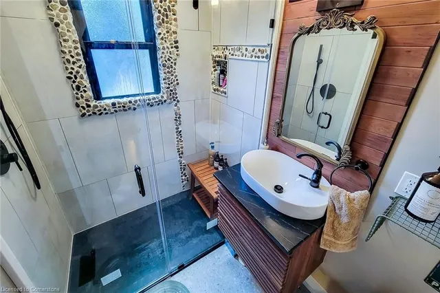 Additional image 39 of 345 Hawkridge Ave