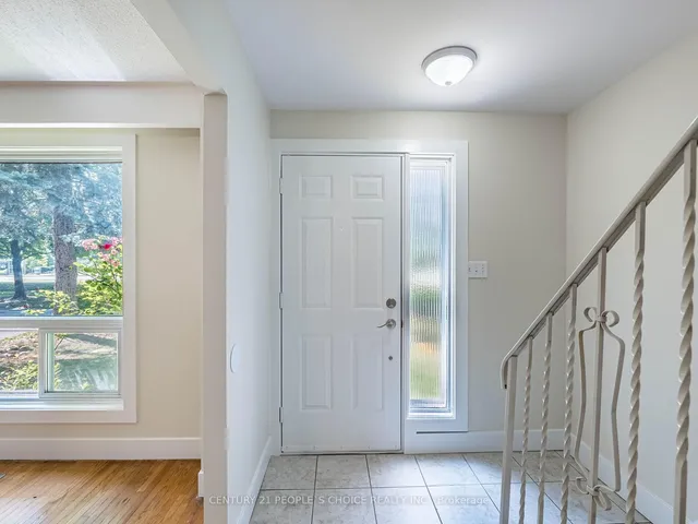 Additional image 7 of 1720 Albion Rd Unit 16