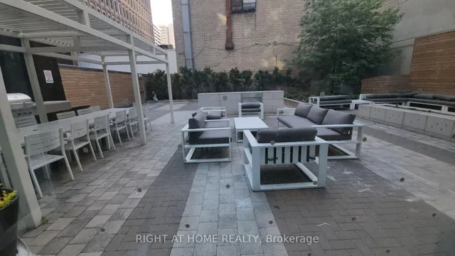 Additional image 22 of 30 Roehampton Ave Unit 2308