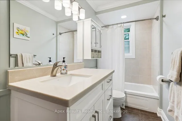 Additional image 37 of 246 East 43rd St