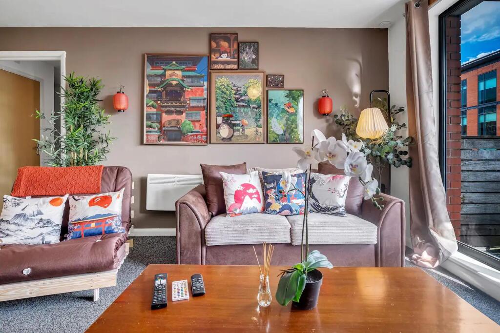 Additional image 44 of 165 Granville Street