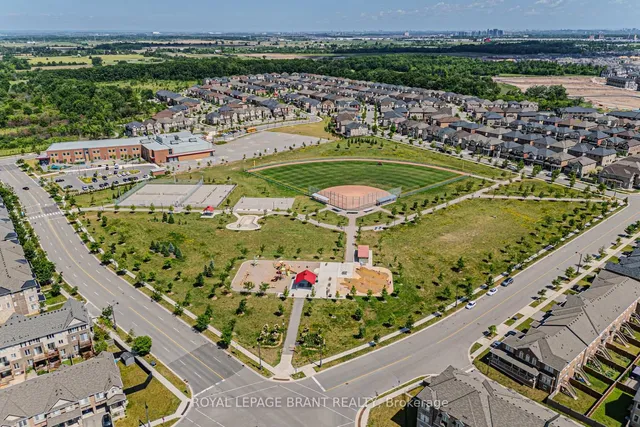 房产图片 50 - 422 Athabasca Common