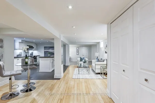 Additional image 23 of 63 DELWOOD Dr