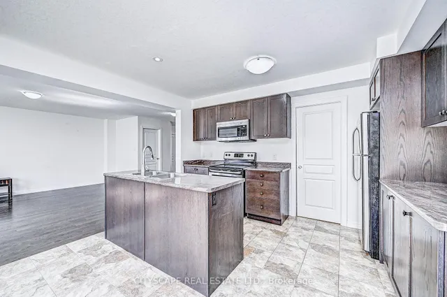 Additional image 18 of 6 Castlebay St