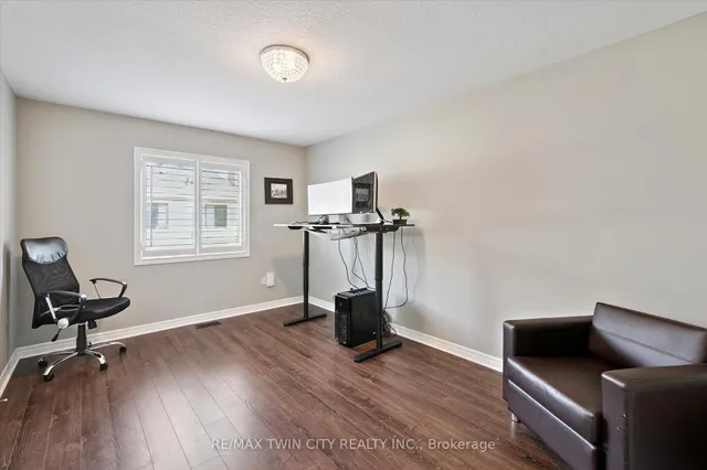 Additional image 27 of 79 Padua Cres