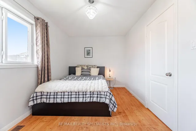 Additional image 27 of 21 Silo Crt