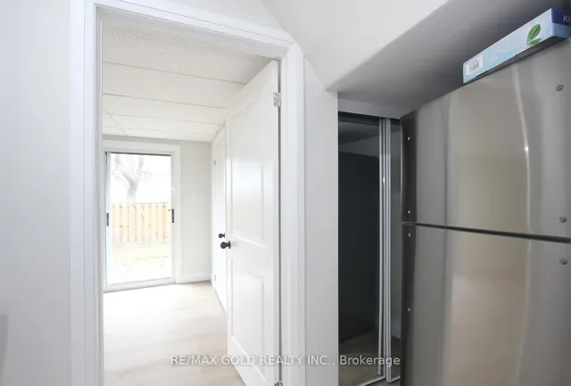 Additional image 6 of 62 Ashton Cres Unit 62