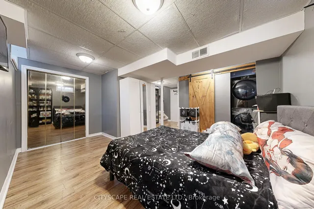 Additional image 29 of 35 Letty Ave