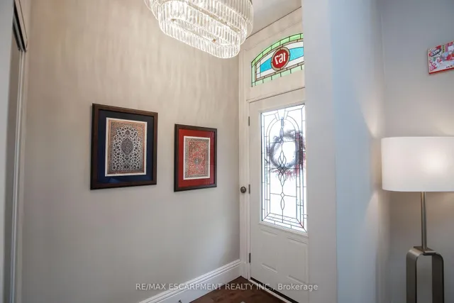 Additional image 10 of 167 NAPIER St