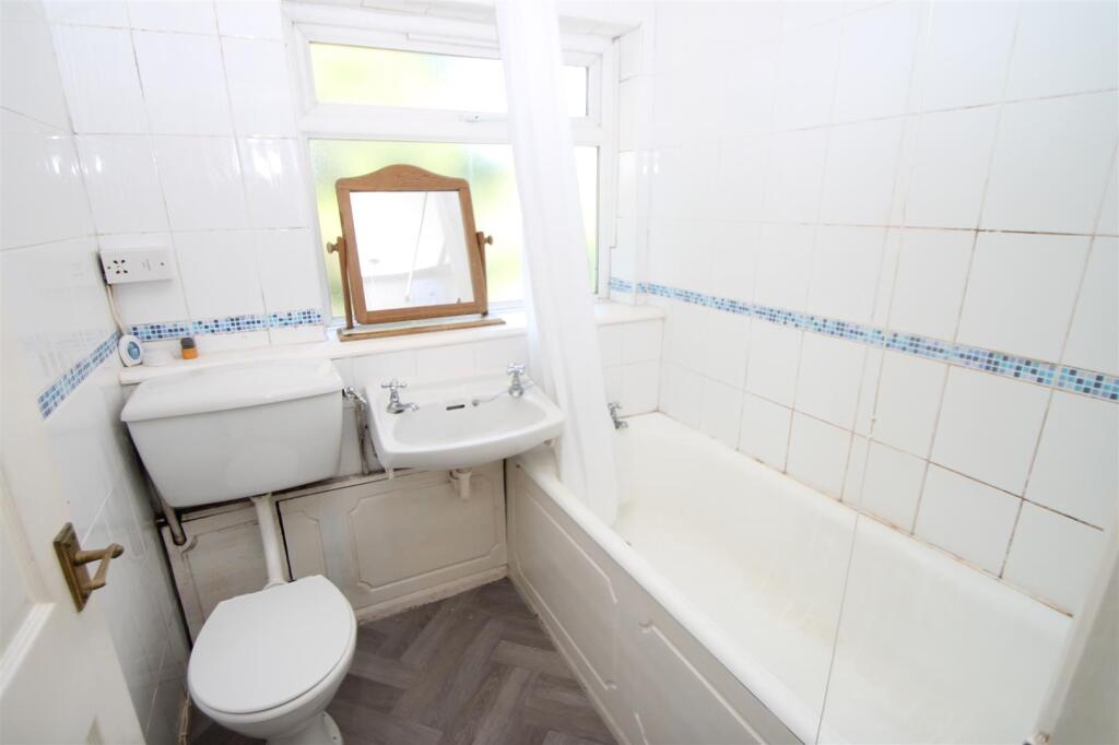 Additional image 5 of Kitwell Lane, Birmingham