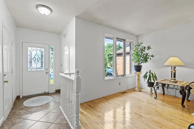 Additional image 5 of 27 Cartier Cres