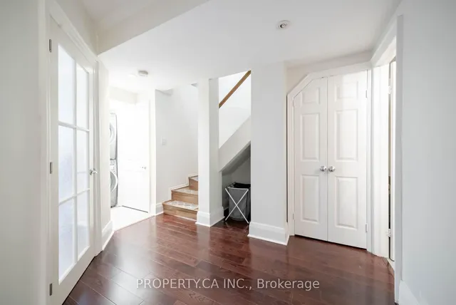 Additional image 42 of 300 Avenue Rd Unit 5