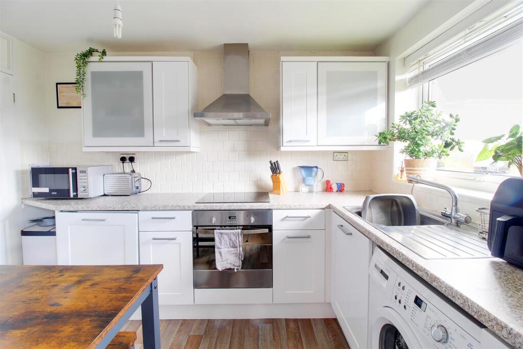 Additional image 12 of Alderman Close, Welham Green