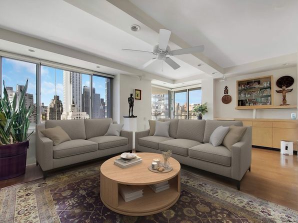 300 E 74th St, New York, NY 