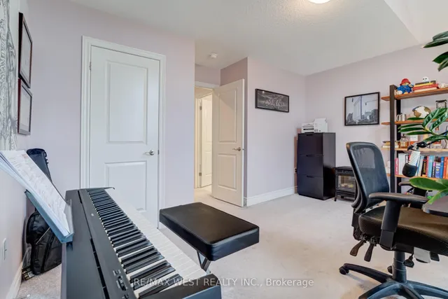 Additional image 31 of 270 Dalgleish Tr