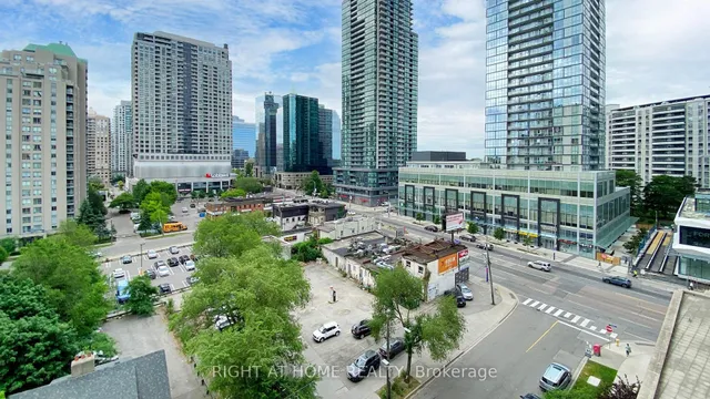 Additional image 28 of 18 Parkview Ave Unit 906