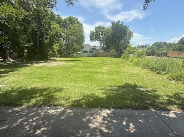 0 Lyons Aly, Houston, TX 77020