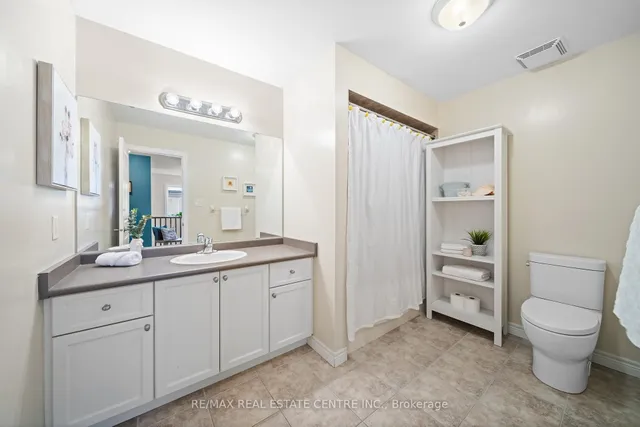 Additional image 43 of 441 Stonehenge Dr Unit 16