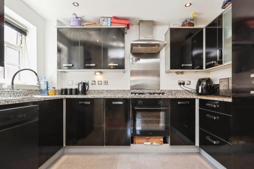 Additional image 8 of Horseshoe Crescent, Great Barr, Birmingham, B43