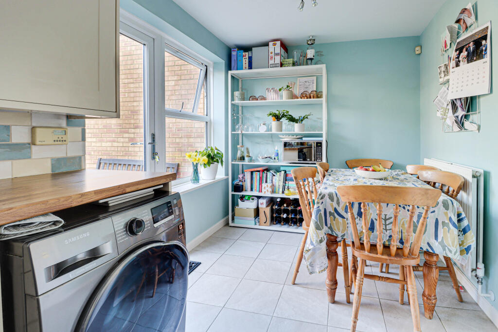 Additional image 9 of Cairns Close, St. Albans, Hertfordshire, AL4