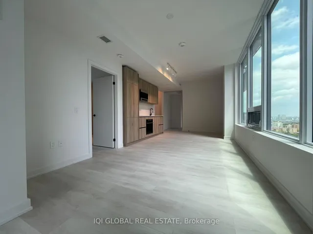 Additional image 9 of 117 Broadway Ave Unit 2204