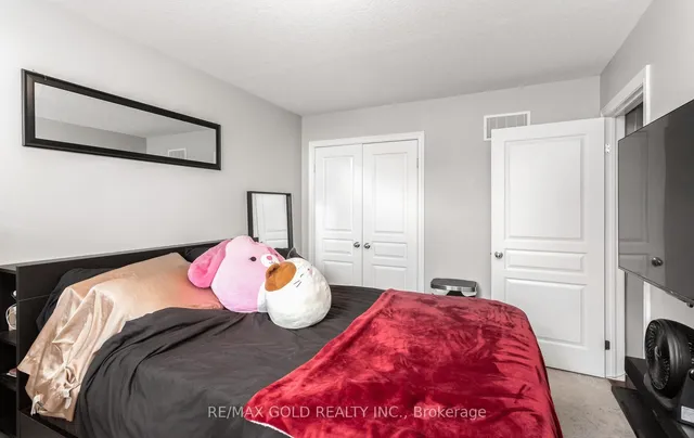 Additional image 41 of 43 Waterbridge St