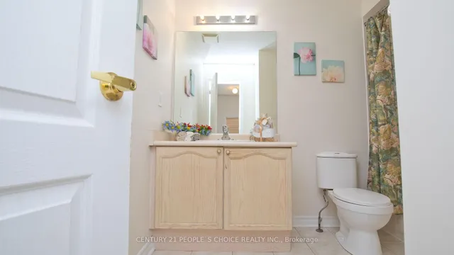 Additional image 36 of 74 EASTVIEW Gate