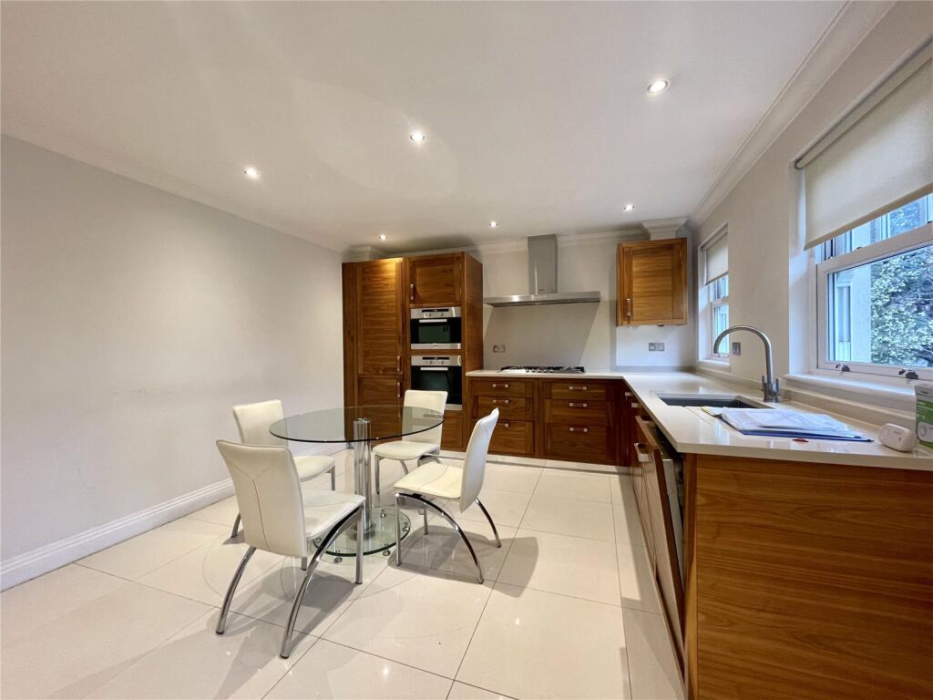 Additional image 4 of Georges Wood Road, Brookmans Park, Hertfordshire, AL9