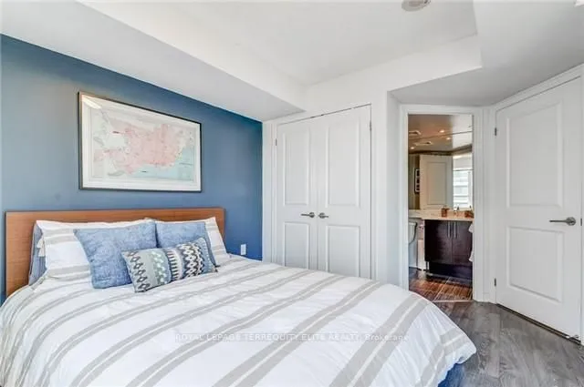 Additional image 13 of 125 Western Battery Rd Unit 2006