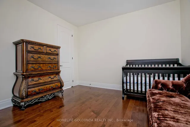 Additional image 24 of 394 Connaught Ave