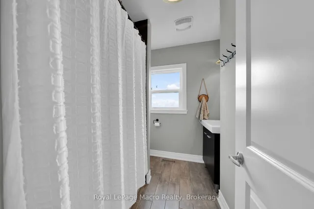 Additional image 20 of 424 Second Rd