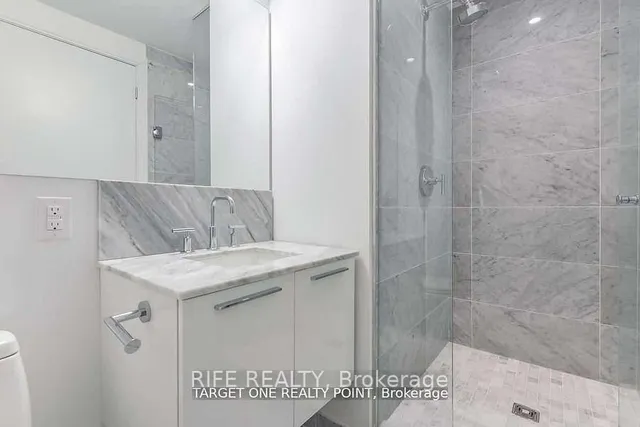 Additional image 4 of 50 Charles St Unit 3407