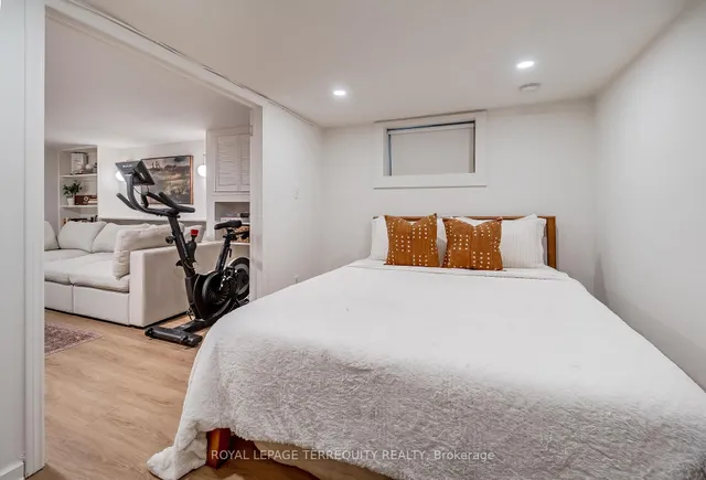 Additional image 35 of 14 Badgerow Ave