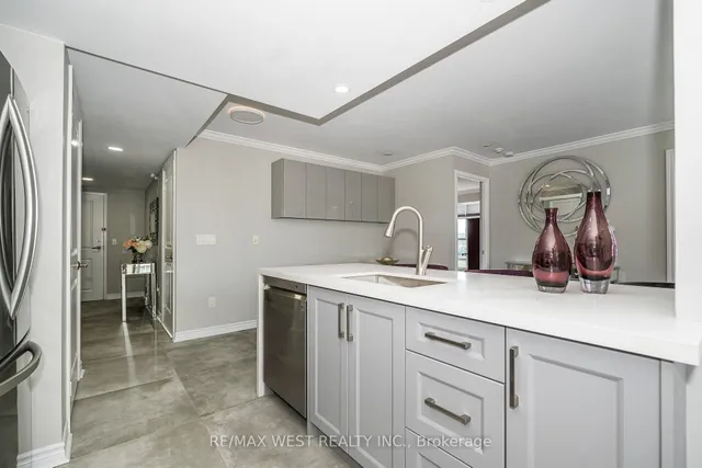 Additional image 14 of 15 Stafford St Unit 705