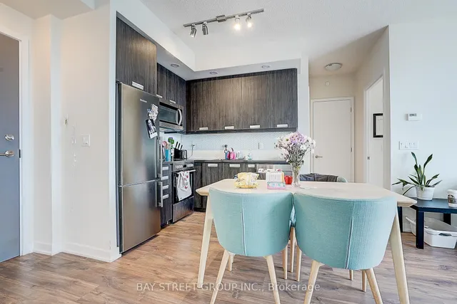 Additional image 33 of 99 John St Unit 2608