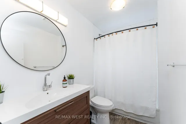 Additional image 10 of 420 Kingston Rd