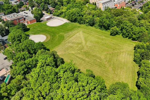 Additional image 21 of 58 church St Unit 402