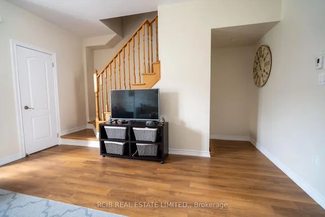 Additional image 5 of 33 Sprucewood Rd