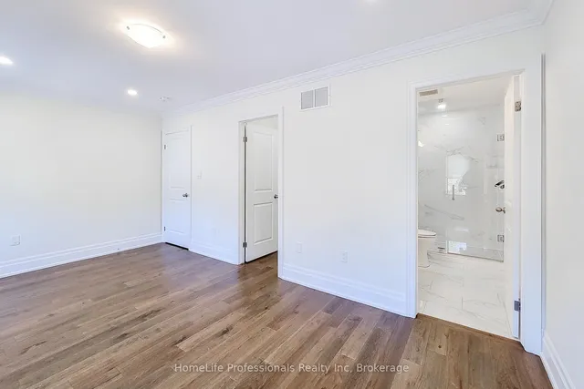 Additional image 29 of 111 Wilson St Unit 7