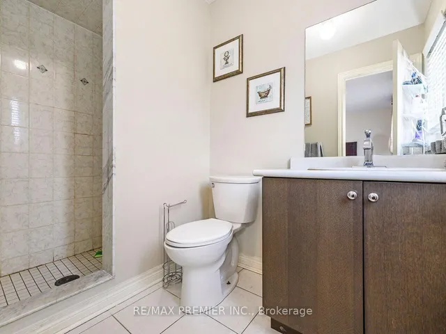 Additional image 29 of 38 Betty Nagle St