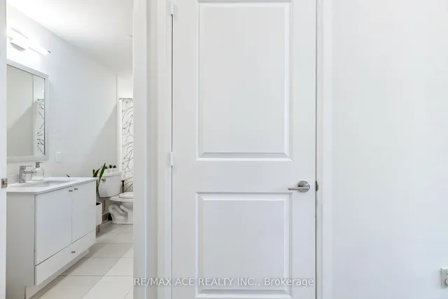 Additional image 20 of 65 Watergarden Dr Unit 101