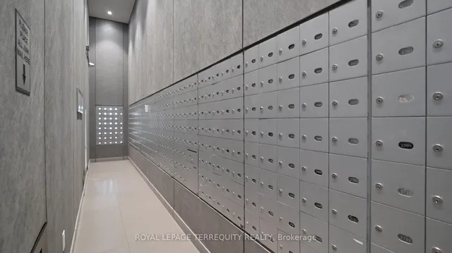 房产图片 42 - 55 Regent Park Blvd 单元415