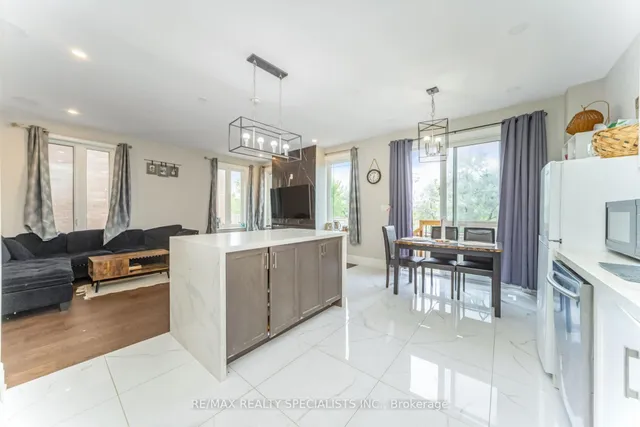 Additional image 13 of 111 Iceland Poppy Tr