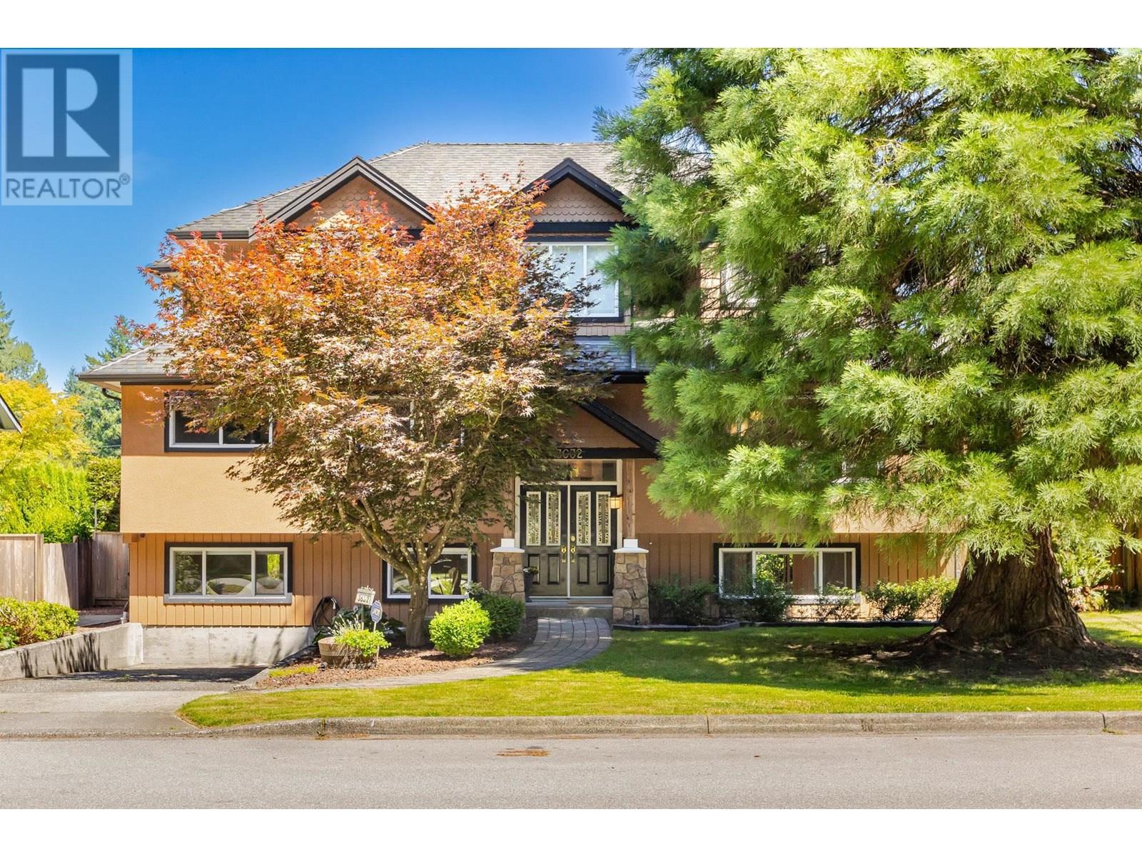 3632 WELLINGTON STREET|Port Coquitlam, British Columbia V3H1Y8