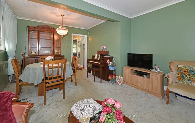 Additional image 5 of 30 Innisdale Dr