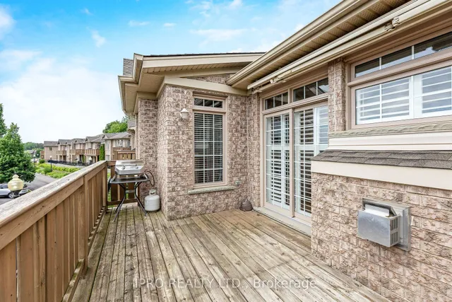 Additional image 10 of 165 Chandos Dr Unit 18