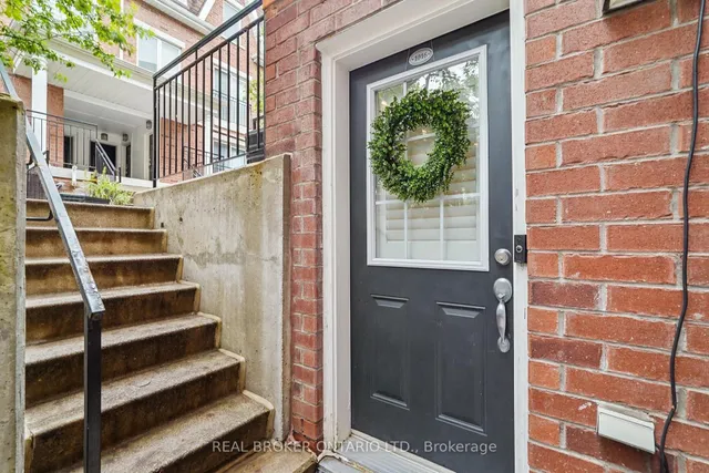 Additional image 3 of 18 Laidlaw St Unit 1016