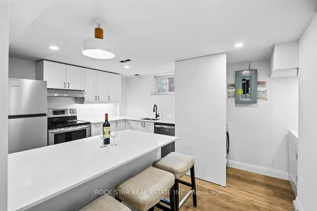 Additional image 22 of 25 Greeningdon Dr